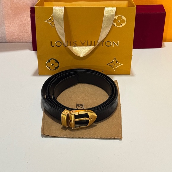 Louis vuitton belt in excellent condition - Picture 4 of 16